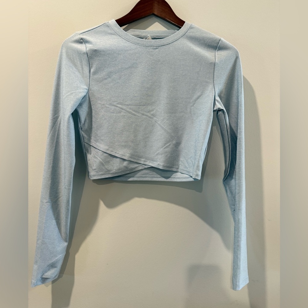 Old Navy Light Blue Long Sleeve Tee Crop Size XS